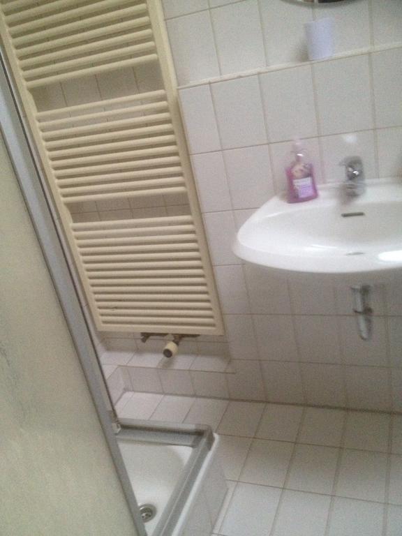 فندق Alex -Lounge -Sportsbar -Smokerlounge Otterbach المظهر الخارجي الصورة